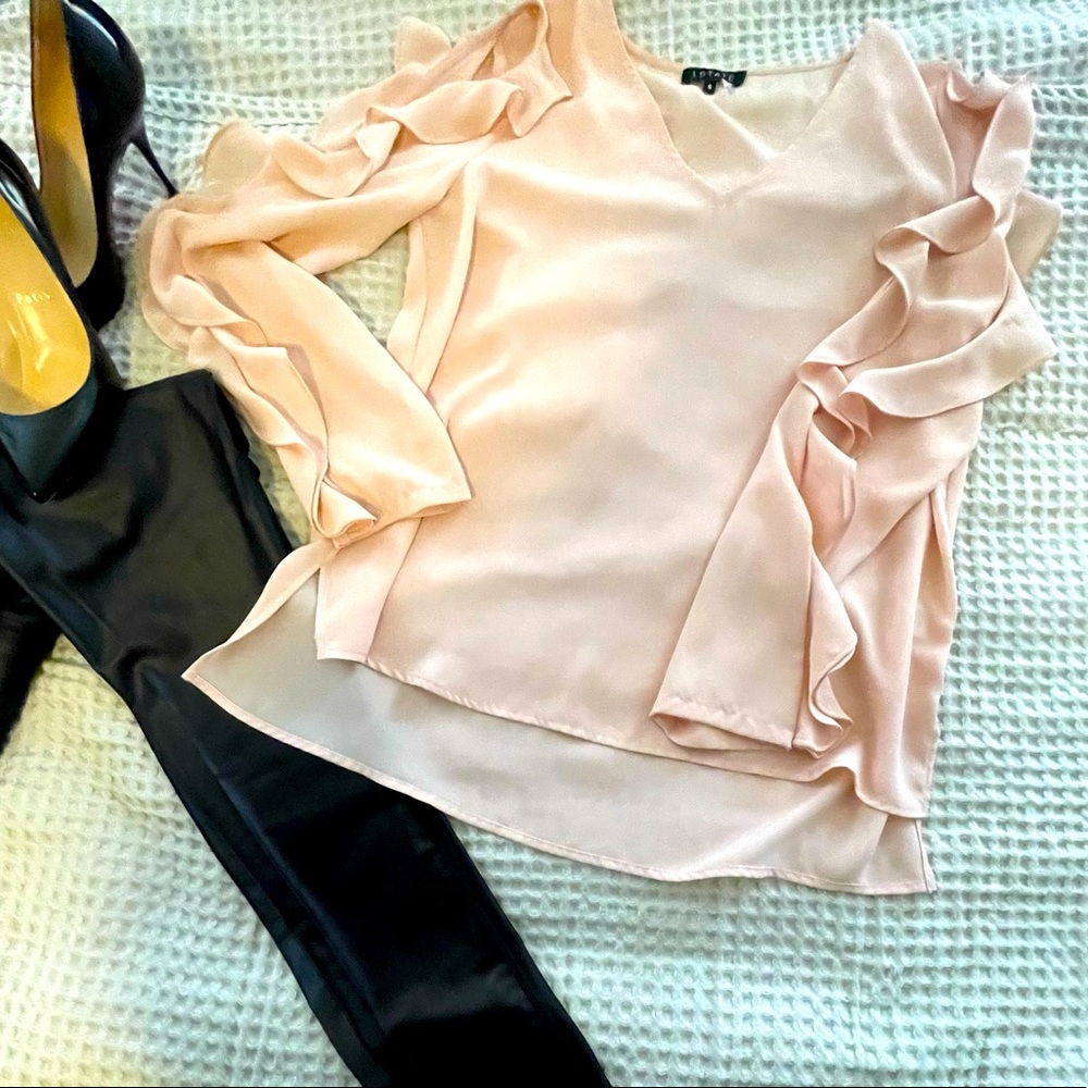 1. STATE Blush Pink Ruffle Plissé Cold Shoulder Top Size S